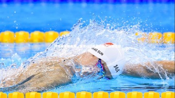 竞技宝官方网站：博阿滕展望未来，乐意让位新星，矢志执教生涯